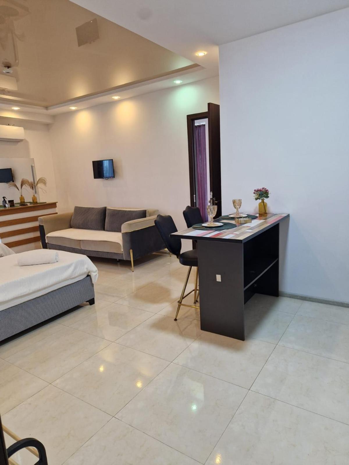New House Kobuleti 2 Hotell Eksteriør bilde